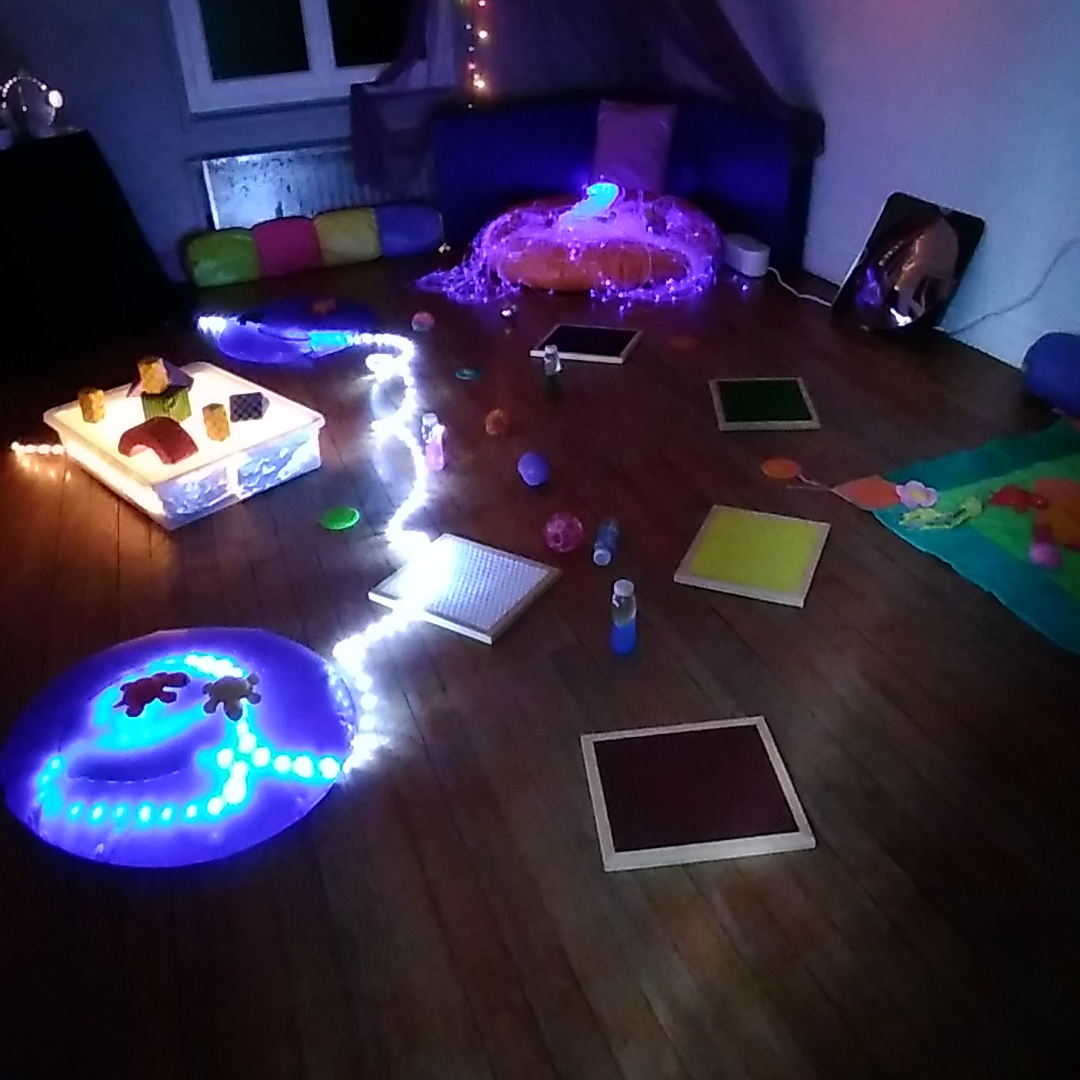 Aménagement d'un atelier sensoriel pour les bébés